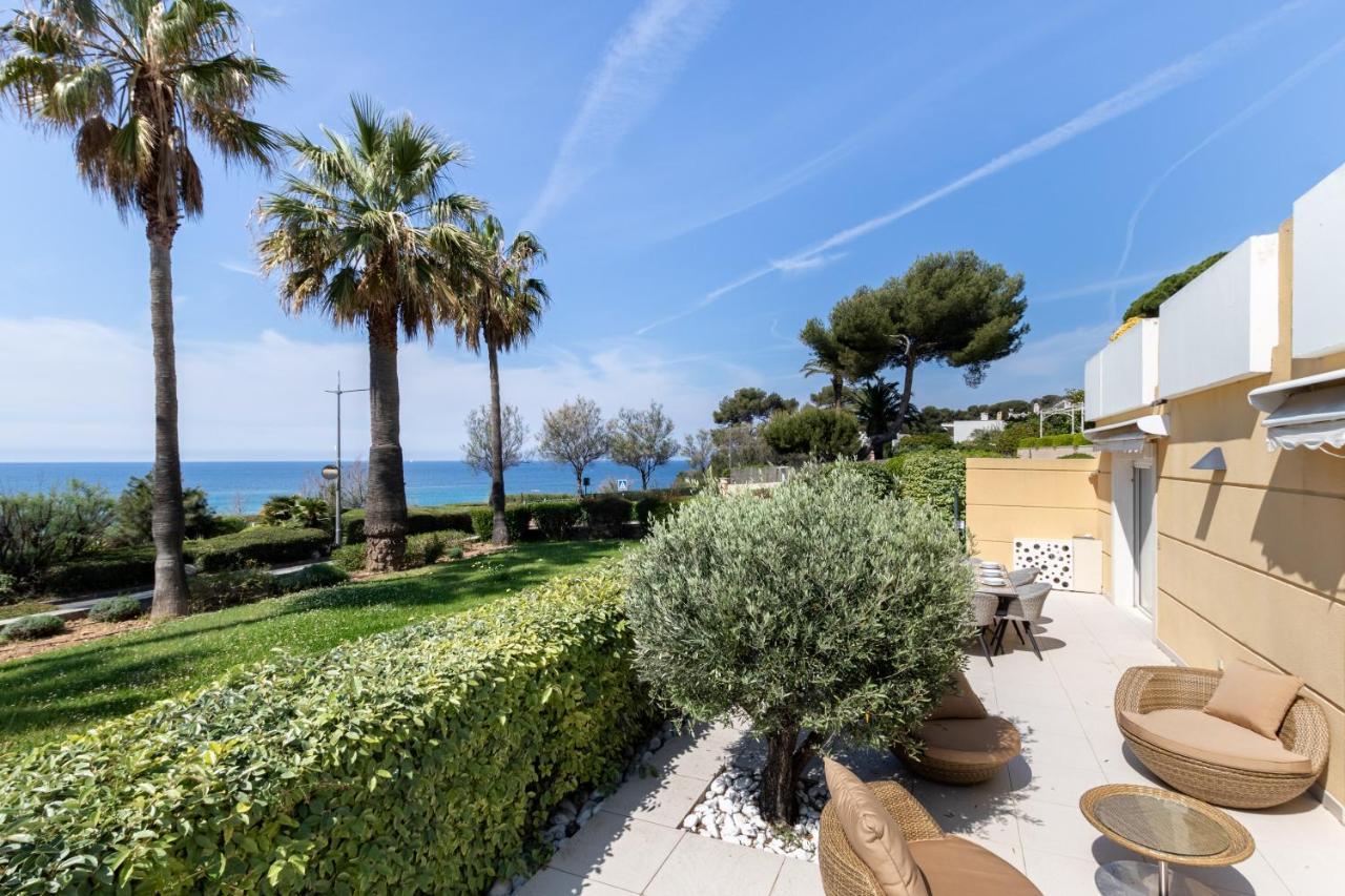 Le Palm Beach Sanary-sur-Mer Extérieur photo